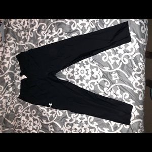 Under armor crop leggings